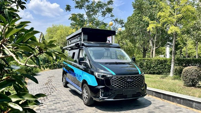 2Starlight Fashion Ford T6 Pop-top Roof Campervan(001)